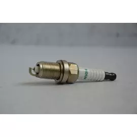 Свеча зажигания SK16R11