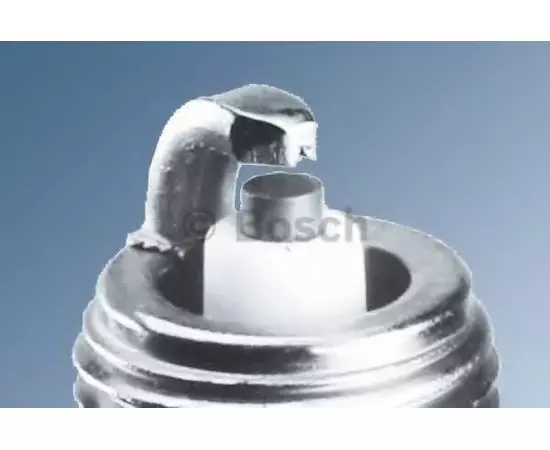 Свеча зажигания Bosch 0 242 135 515
