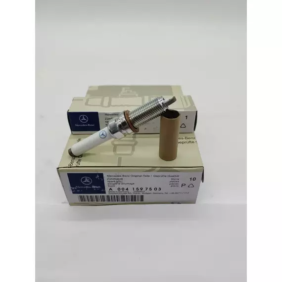 Свеча зажигания Mercedes арт. A0041597503